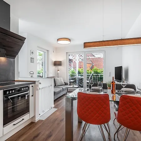 Weiße I, 4 * Grömitz