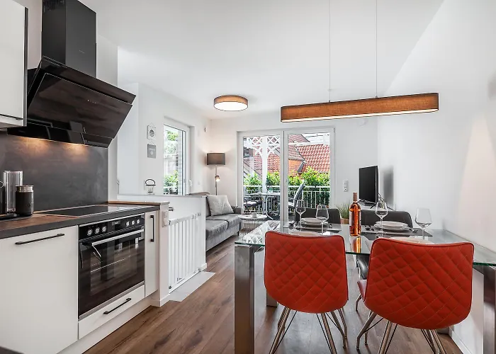 Weiße I, 4 * Grömitz